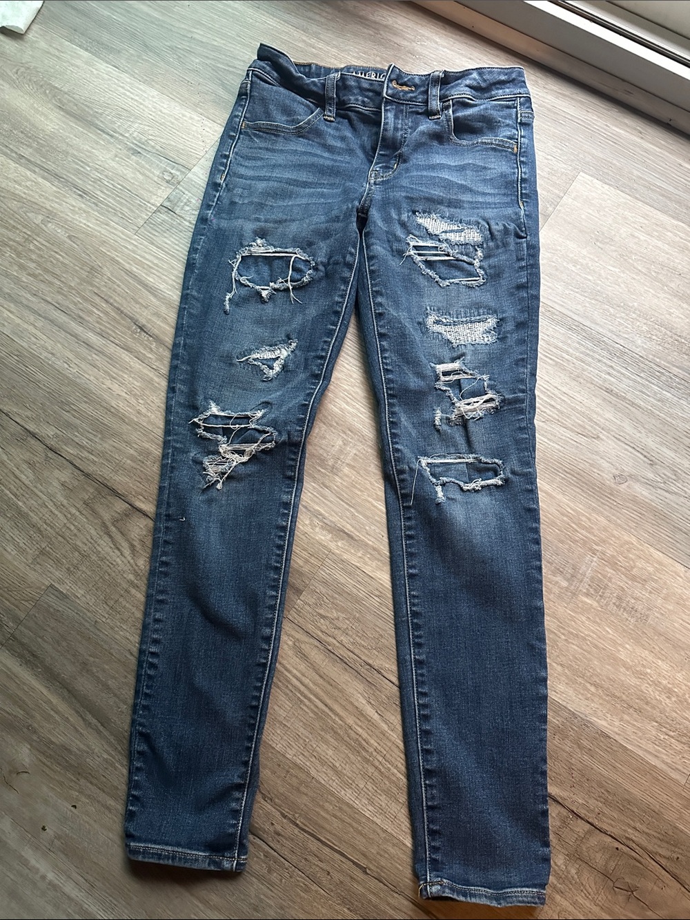 American Eagle Women’s Distressed Skinny Jeans - Blue